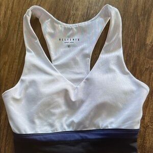 Finity Women's White and Black Sports Bra